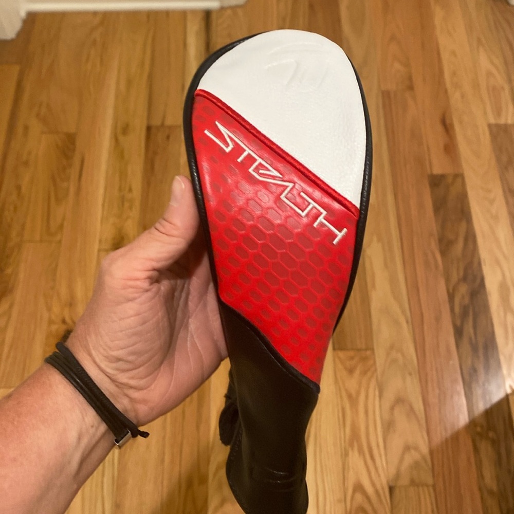 Taylormade Stealth 2 Driver Cover NWOT